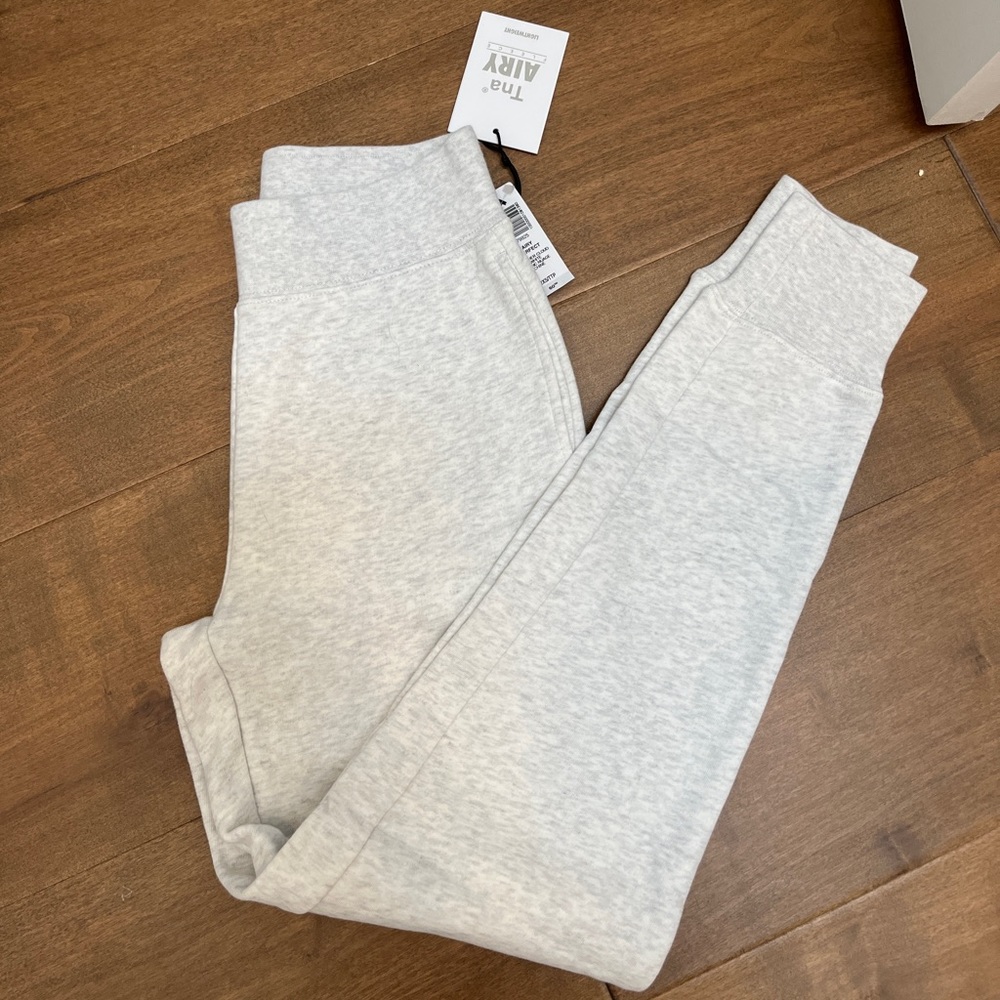 TNA Sweatpants